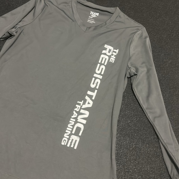 Gray Long Sleeve Tee with White Print - Picture 2 of 5